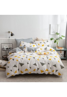 Triangle pattern Duvet Cover - 3 Piece Bedding Set (with Corner Ties)Quilt cover 230cm x 230cm, pillowcase 51 x 92cm